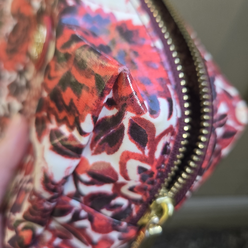 Tory Burch Red Floral Cosmetic Bag - Picture 13 of 16